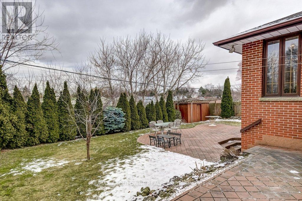 17 Duffield Road, Toronto, Ontario  M9P 3C8 - Photo 25 - W12907904