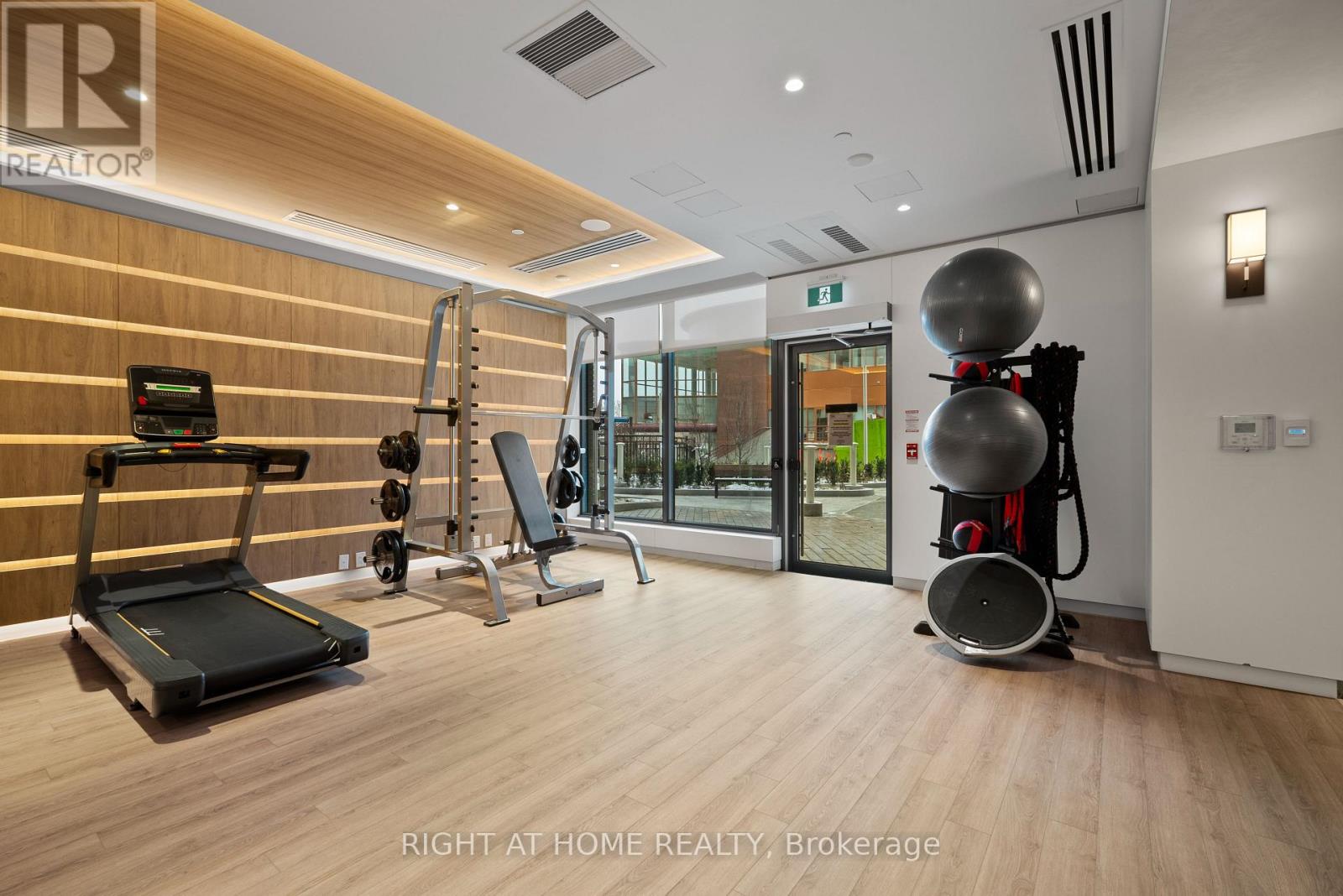 Ph16 - 1100 Sheppard Avenue W, Toronto, Ontario  M3K 0E4 - Photo 25 - W12907926