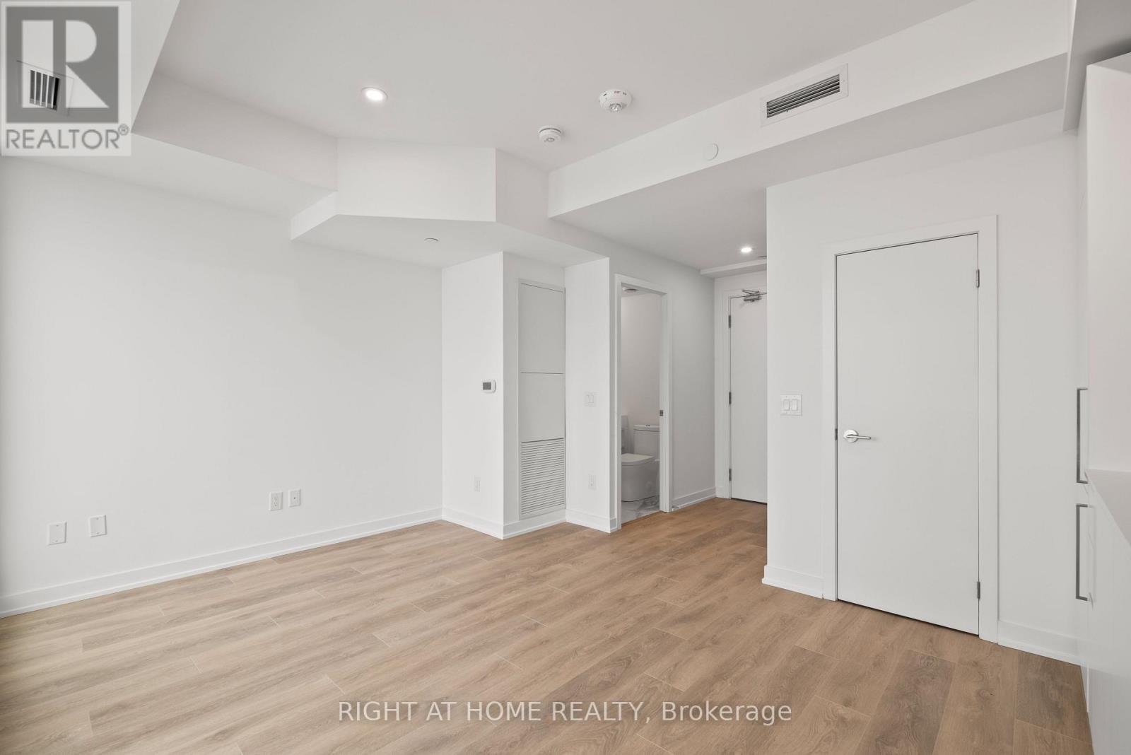 Ph16 - 1100 Sheppard Avenue W, Toronto, Ontario  M3K 0E4 - Photo 8 - W12907926