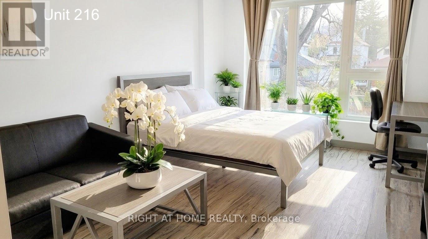 216 - 77 Leland Street, Hamilton, Ontario  L8S 3A1 - Photo 5 - X12907914