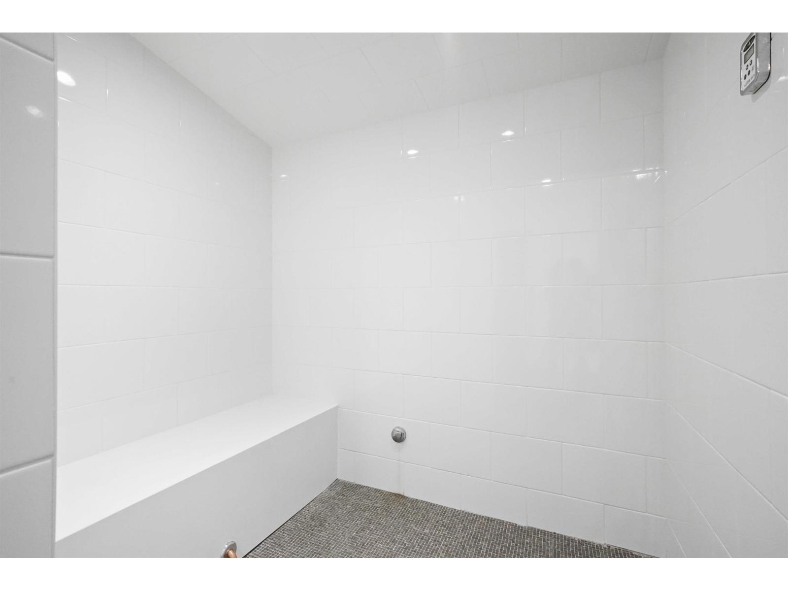 2105 13438 Central Avenue, Surrey, British Columbia  V3T 0N2 - Photo 30 - R3094704