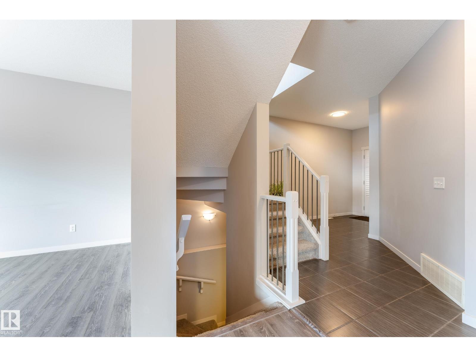 3241 Abbott Crescent Sw, Edmonton, Alberta  T6W 2V3 - Photo 8 - E4478654