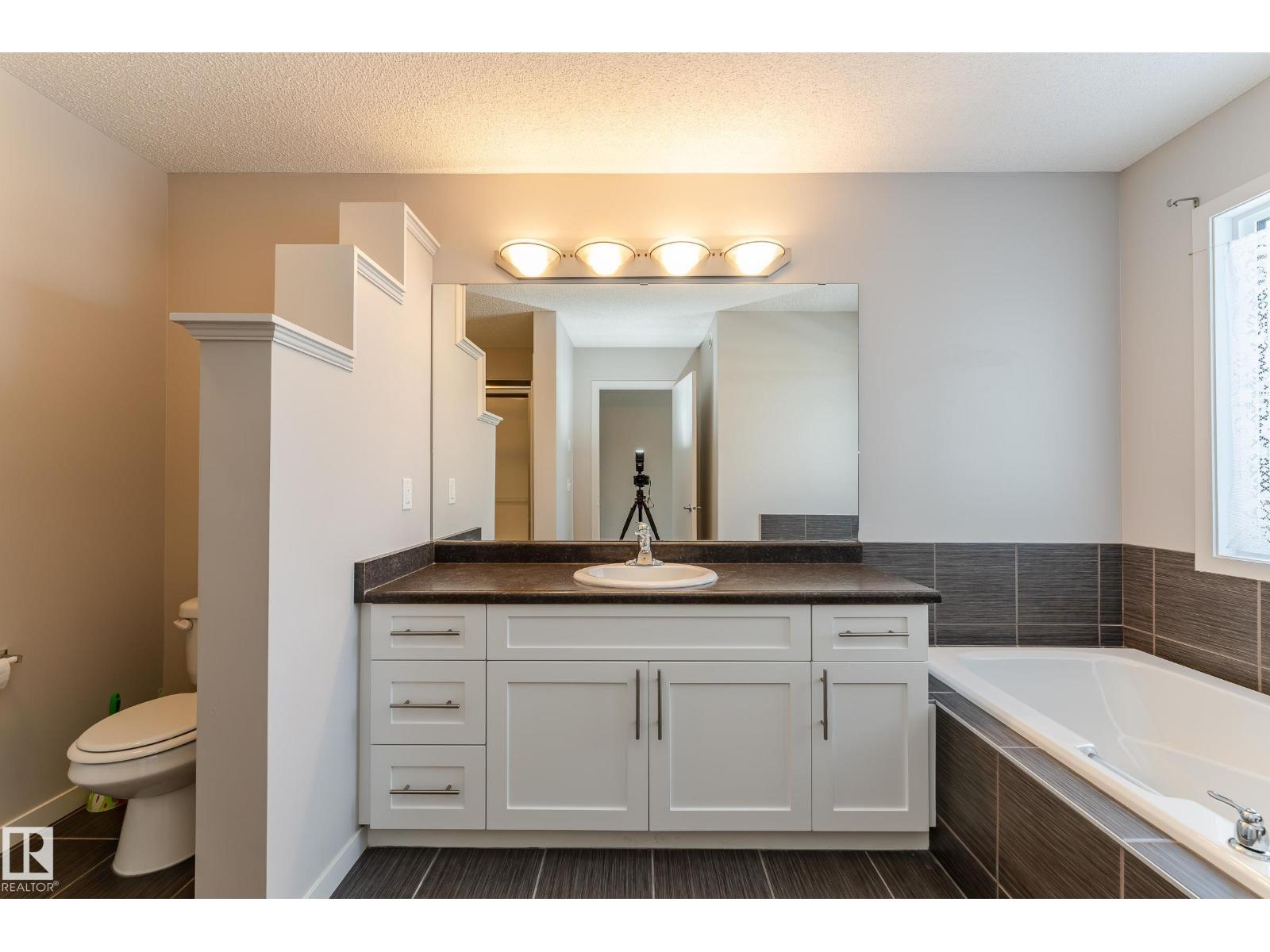 3241 Abbott Crescent Sw, Edmonton, Alberta  T6W 2V3 - Photo 29 - E4478654