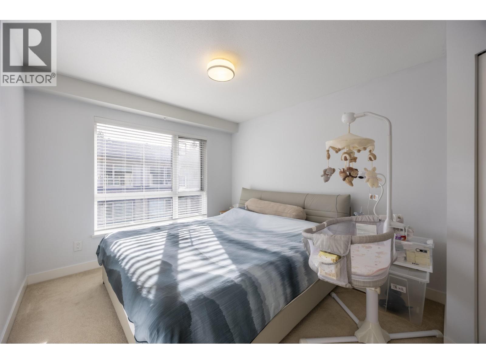 8 3201 Noel Drive, Burnaby, British Columbia V3J 0G9 - Photo 8 - R3102063