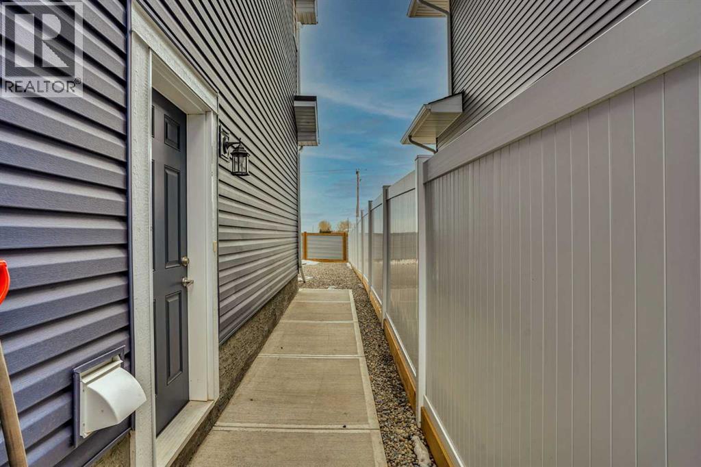 58 Ranchers View, Okotoks, Alberta  T1S 5R6 - Photo 4 - A2295113