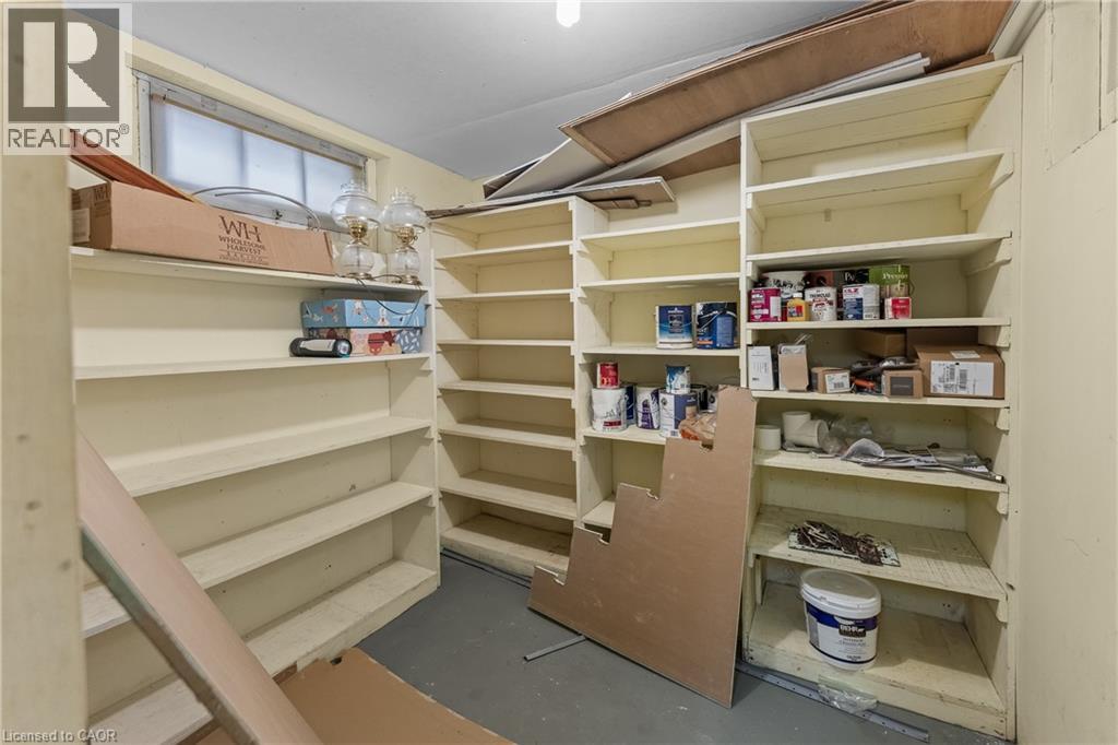 3935 St Peter Avenue, Niagara Falls, Ontario  L2J 2N9 - Photo 30 - 40813693