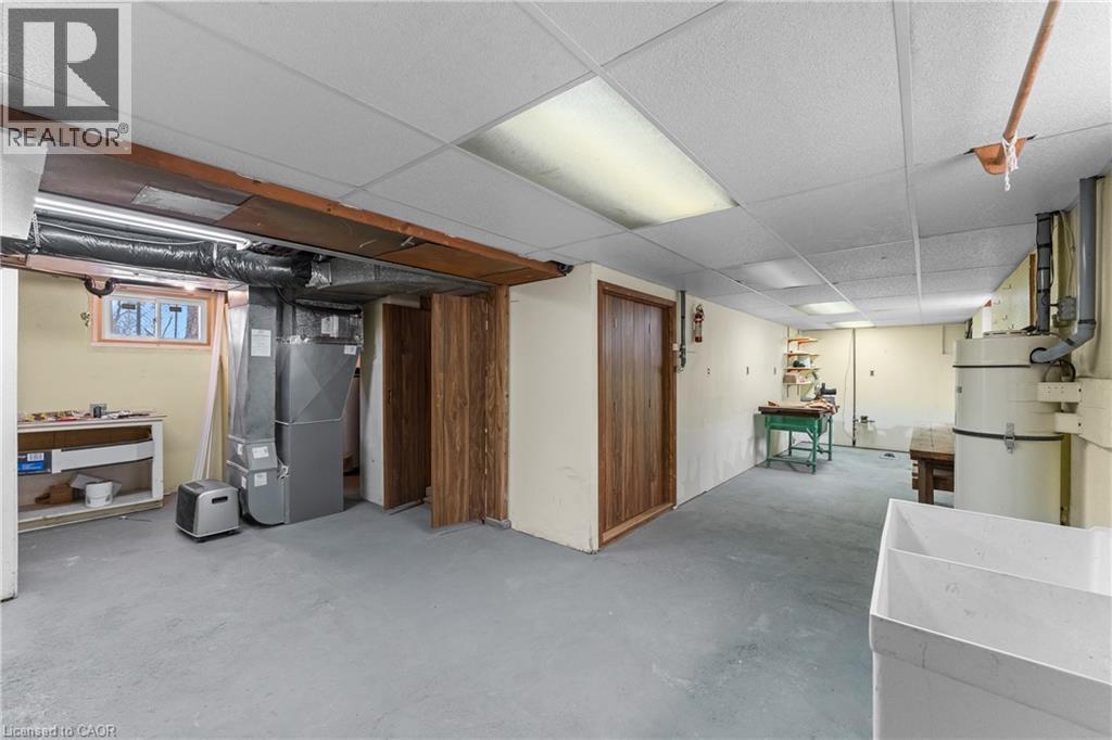 3935 St Peter Avenue, Niagara Falls, Ontario  L2J 2N9 - Photo 27 - 40813693