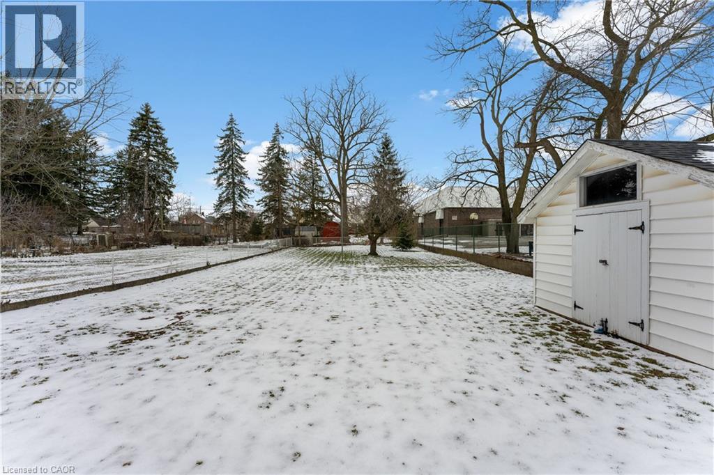 3935 St Peter Avenue, Niagara Falls, Ontario  L2J 2N9 - Photo 41 - 40813693