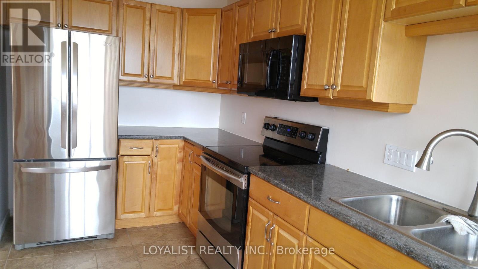 25 Redner Lane, Prince Edward County (Ameliasburg Ward), Ontario  K0K 1L0 - Photo 10 - X12874702