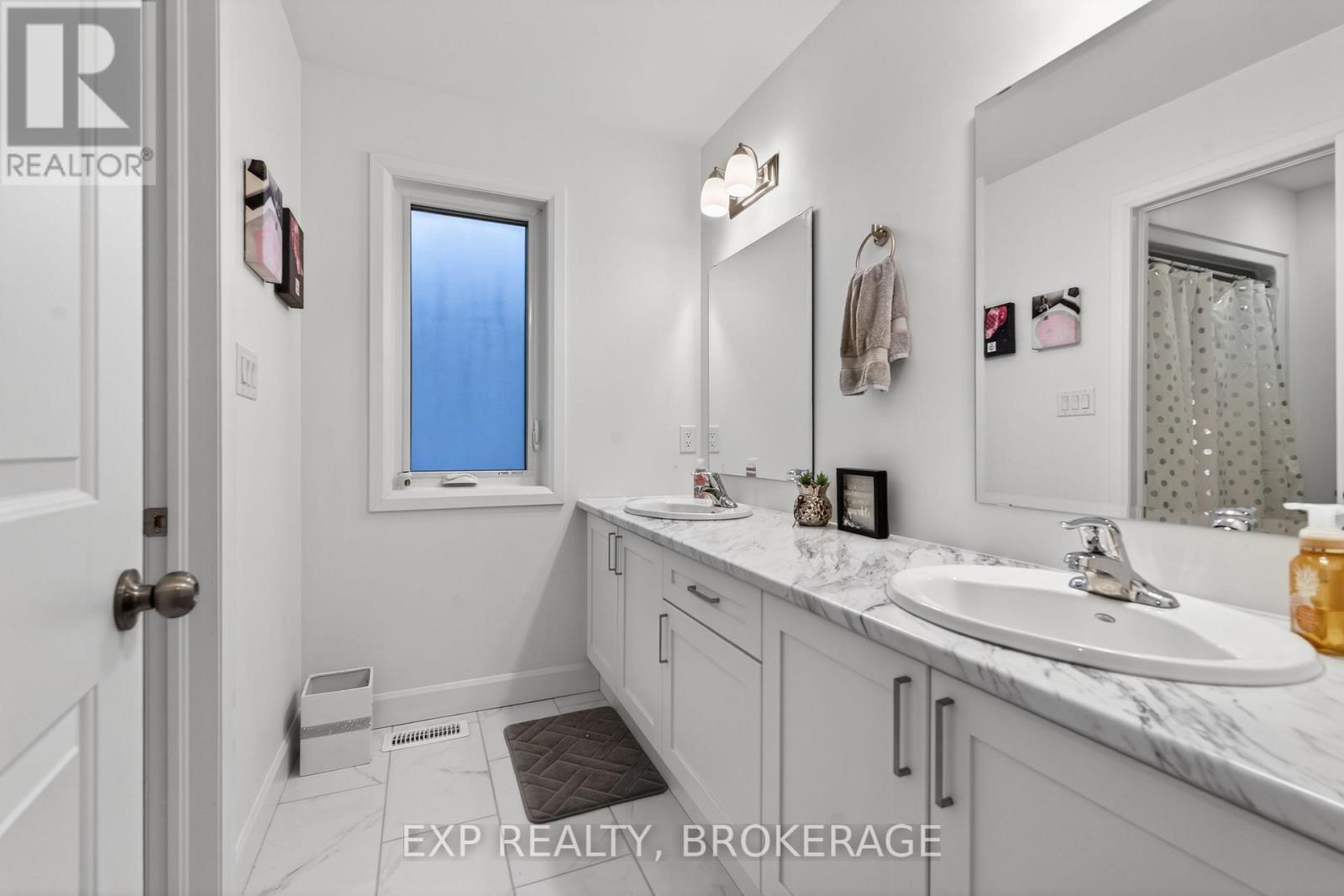 12 Walden Pond Drive, Loyalist, Ontario  K7N 0E6 - Photo 28 - X12907958