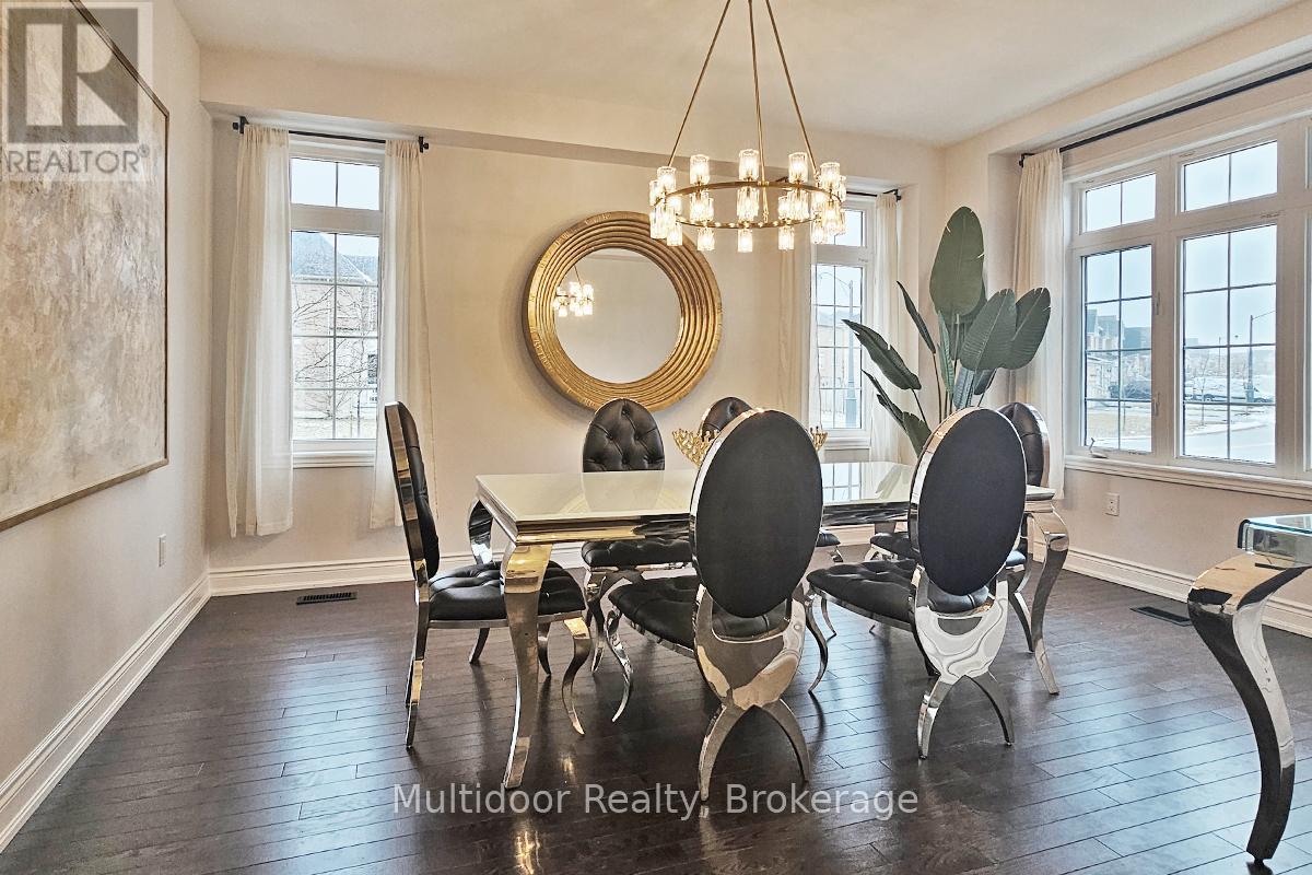 16 Vivian Creek Road, East Gwillimbury, Ontario  L0G 1M0 - Photo 12 - N12898016