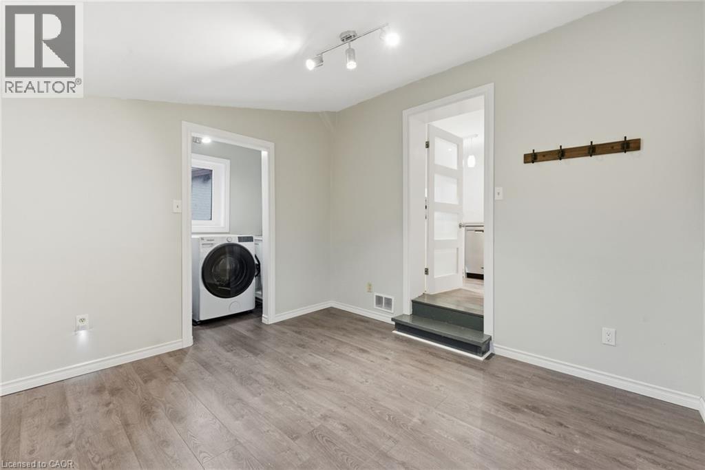 209 William Street, Brantford, Ontario  N3T 3L6 - Photo 12 - 40813783