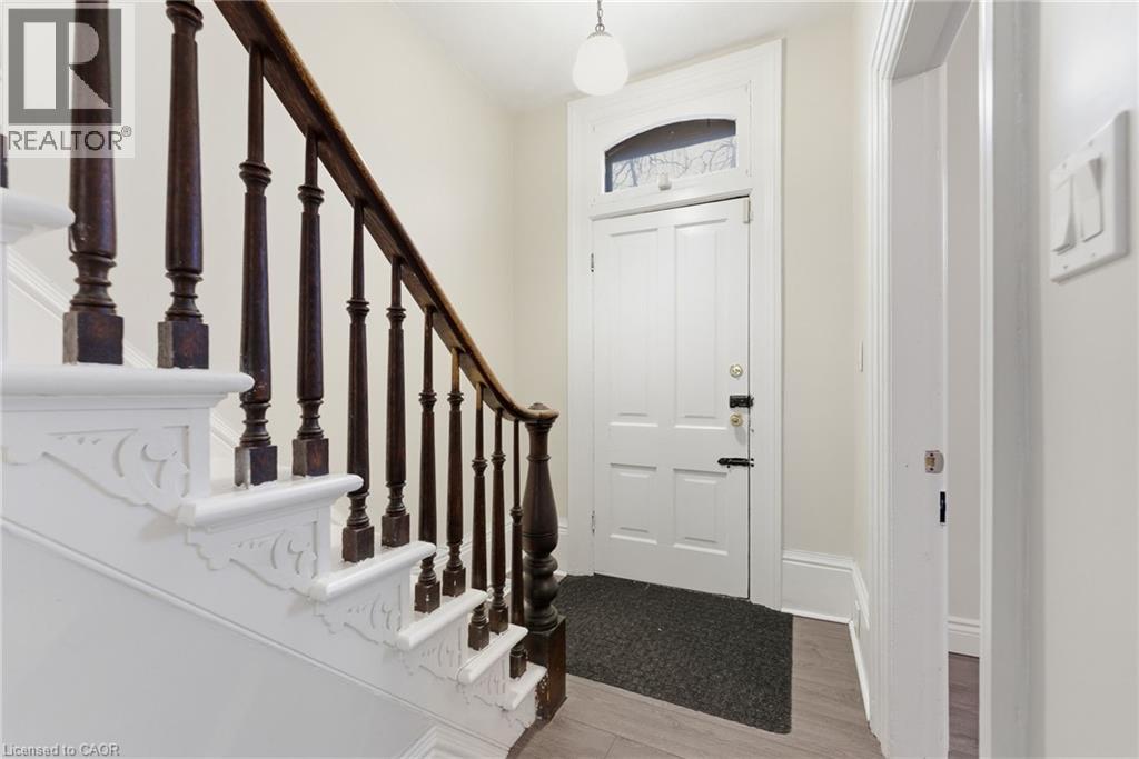 209 William Street, Brantford, Ontario  N3T 3L6 - Photo 14 - 40813783