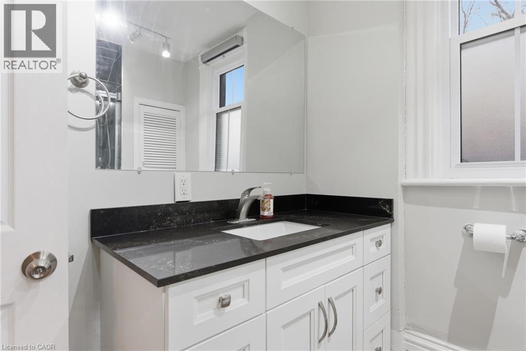 209 William Street, Brantford, Ontario  N3T 3L6 - Photo 21 - 40813783