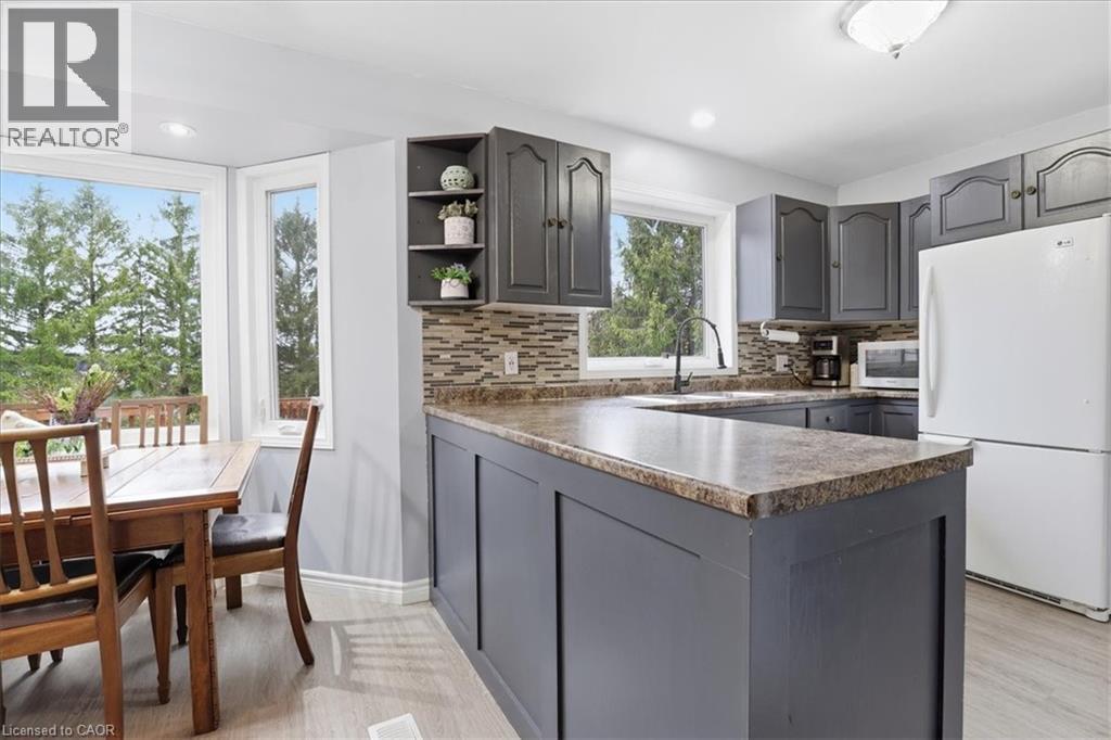 6 Bannister Street, Oakland, Ontario  N0E 1L0 - Photo 7 - 40813311