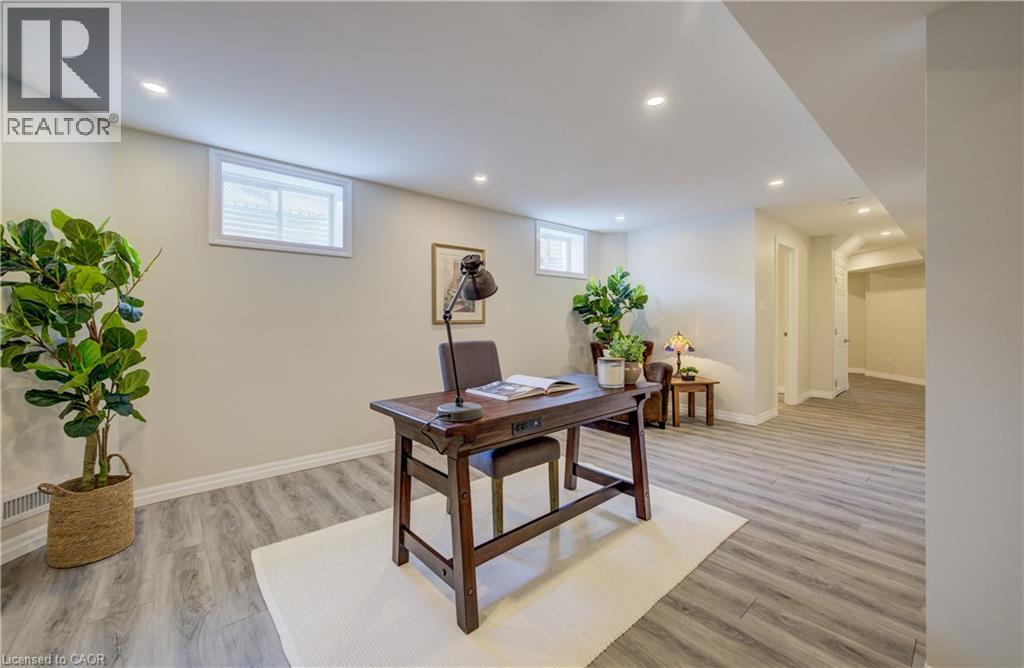 70 Wagler Avenue, Baden, Ontario  N3A 4K8 - Photo 29 - 40813122