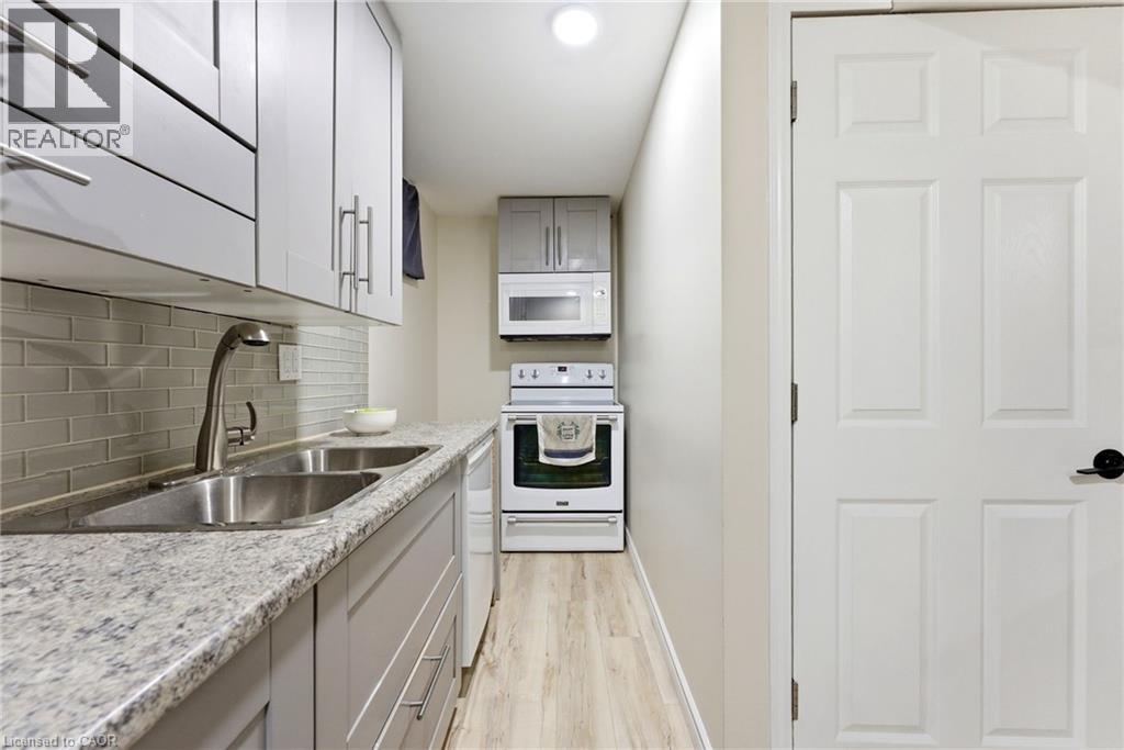 300 Stonybrook Drive, Kitchener, Ontario N2M 4M2 - Photo 18 - 40813071