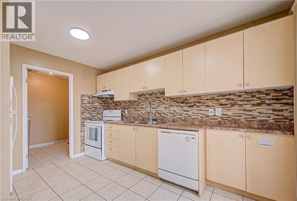 12 Holborn Drive Unit# 8a, Kitchener, Ontario N2A 0A4 - Photo 14 - 40810515