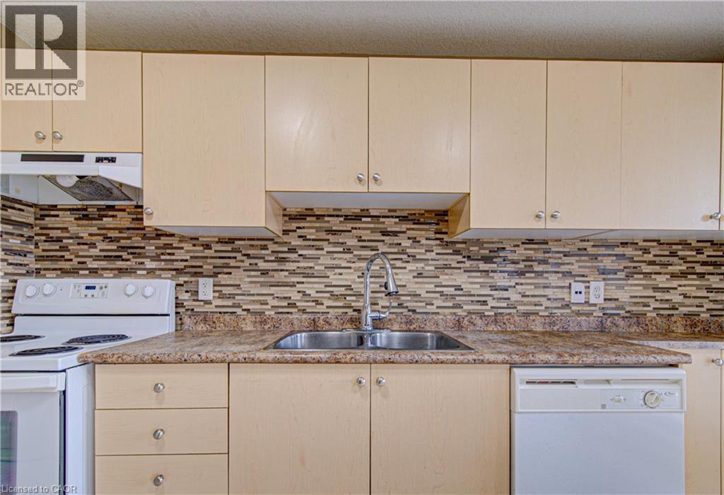 12 Holborn Drive Unit# 8a, Kitchener, Ontario N2A 0A4 - Photo 16 - 40810515
