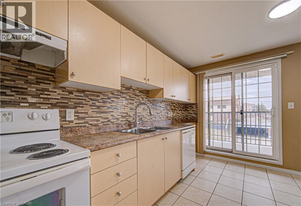 12 Holborn Drive Unit# 8a, Kitchener, Ontario N2A 0A4 - Photo 19 - 40810515