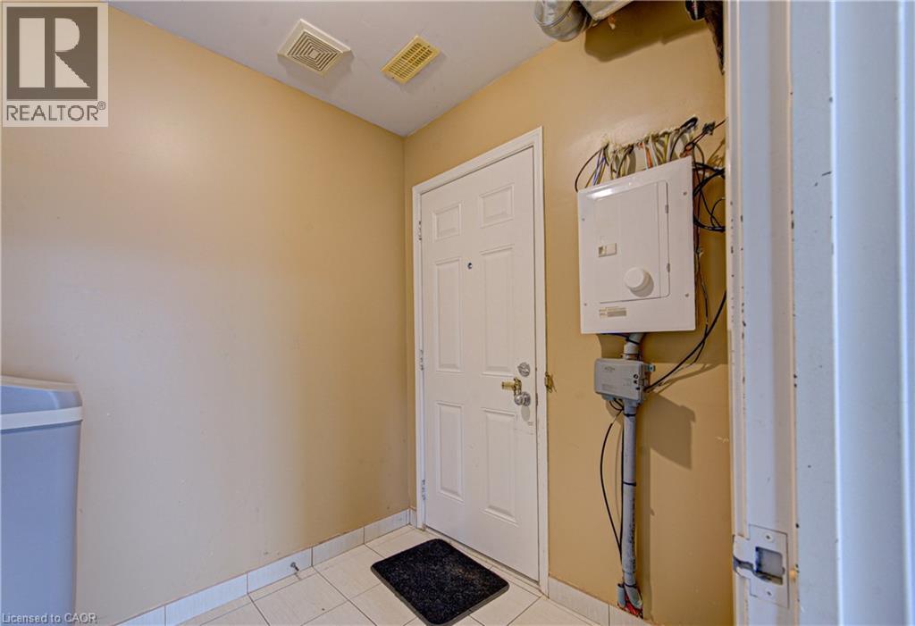 12 Holborn Drive Unit# 8a, Kitchener, Ontario N2A 0A4 - Photo 20 - 40810515