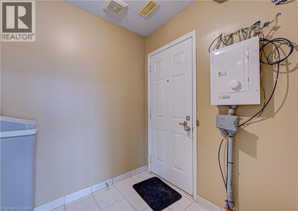 12 Holborn Drive Unit# 8a, Kitchener, Ontario N2A 0A4 - Photo 38 - 40810515