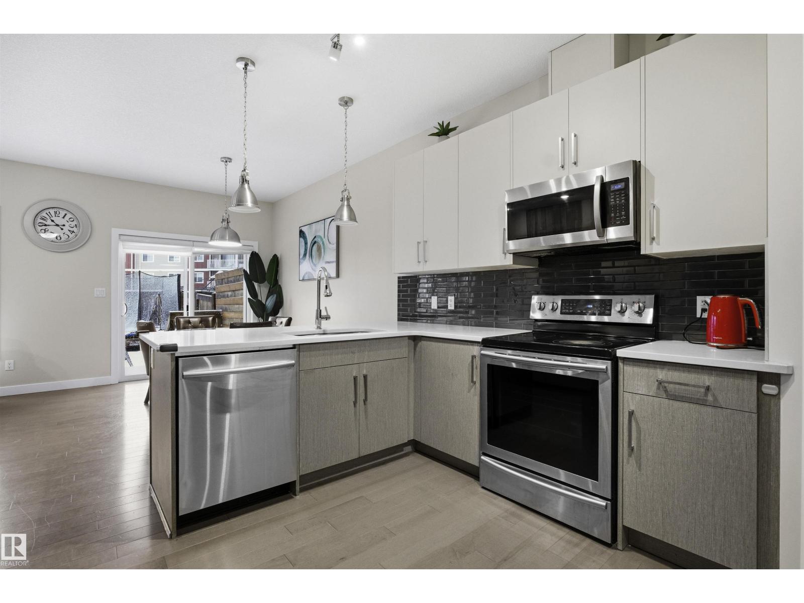 6106 171 Av Nw Nw, Edmonton, Alberta  T5Y 3S4 - Photo 10 - E4478660