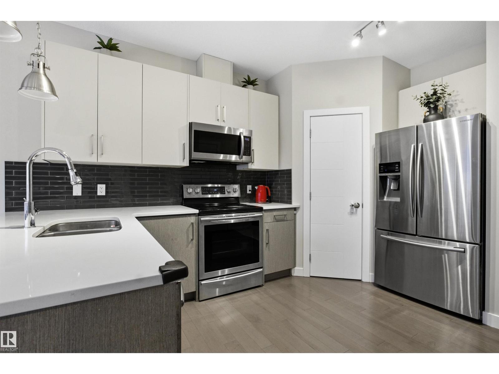 6106 171 Av Nw Nw, Edmonton, Alberta  T5Y 3S4 - Photo 12 - E4478660