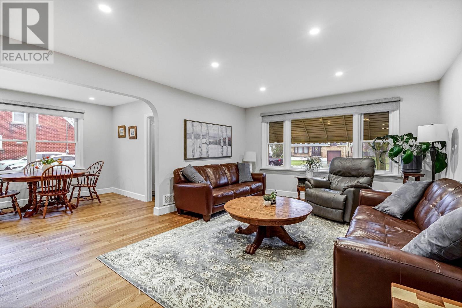 30 Broadway Avenue, London South, Ontario  N6P 1A8 - Photo 10 - X12907982