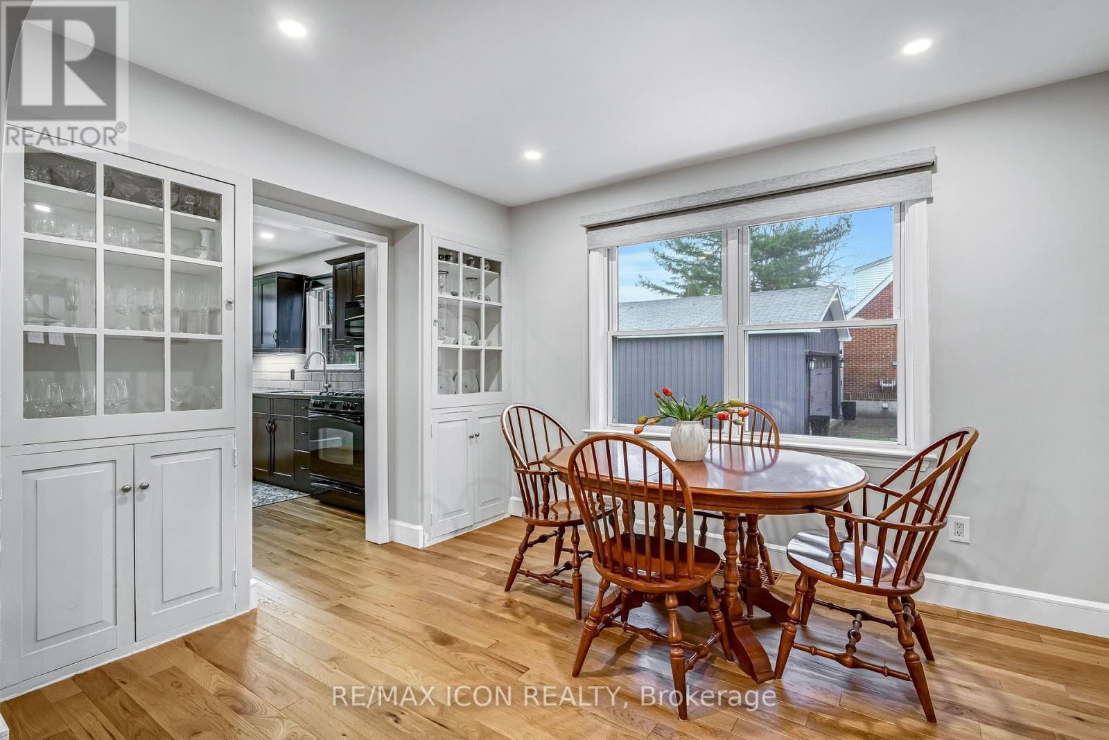 30 Broadway Avenue, London South, Ontario  N6P 1A8 - Photo 13 - X12907982