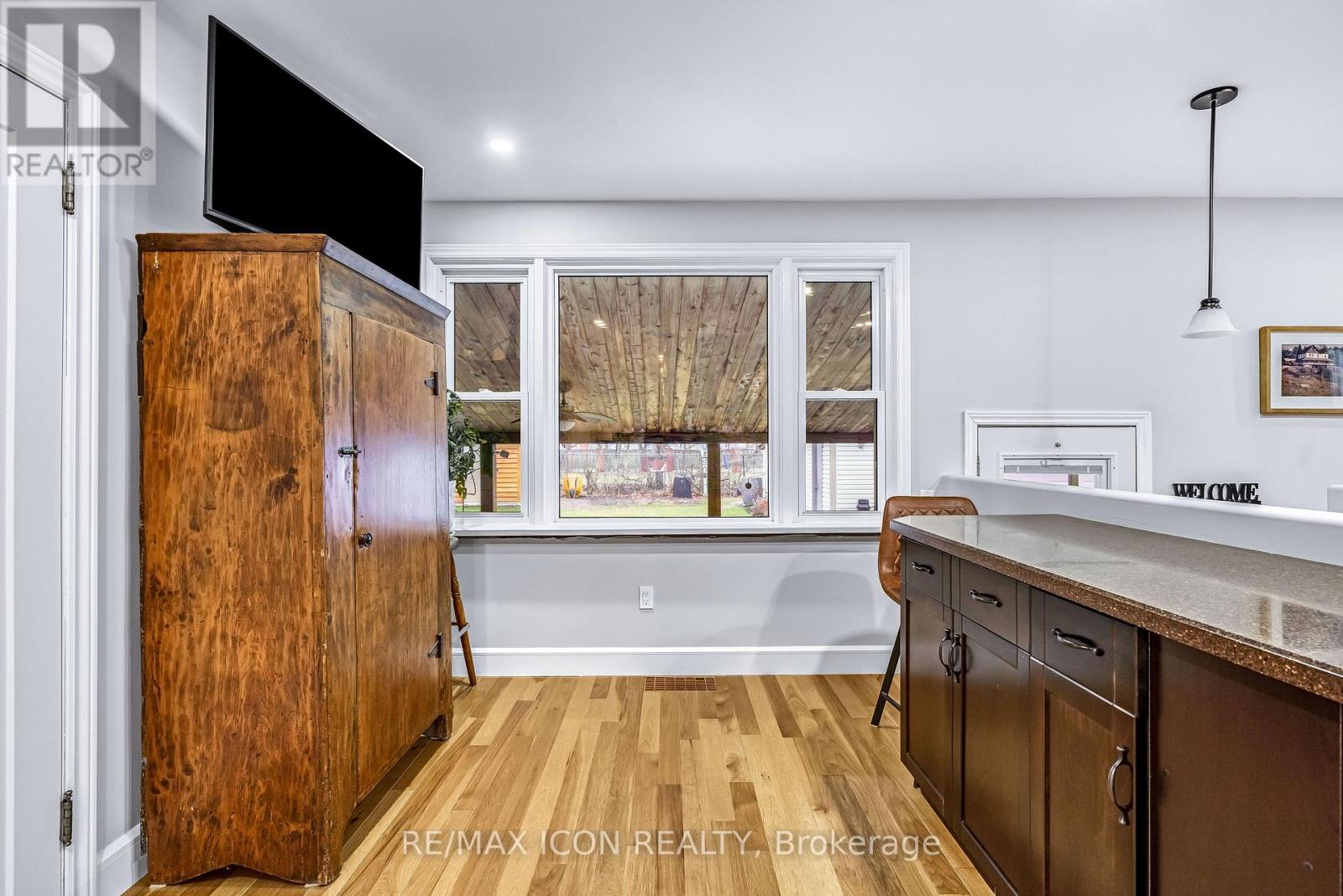 30 Broadway Avenue, London South, Ontario  N6P 1A8 - Photo 18 - X12907982