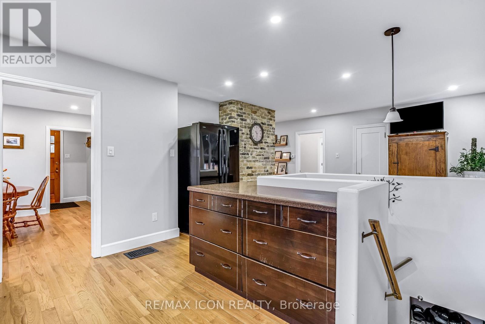 30 Broadway Avenue, London South, Ontario  N6P 1A8 - Photo 23 - X12907982