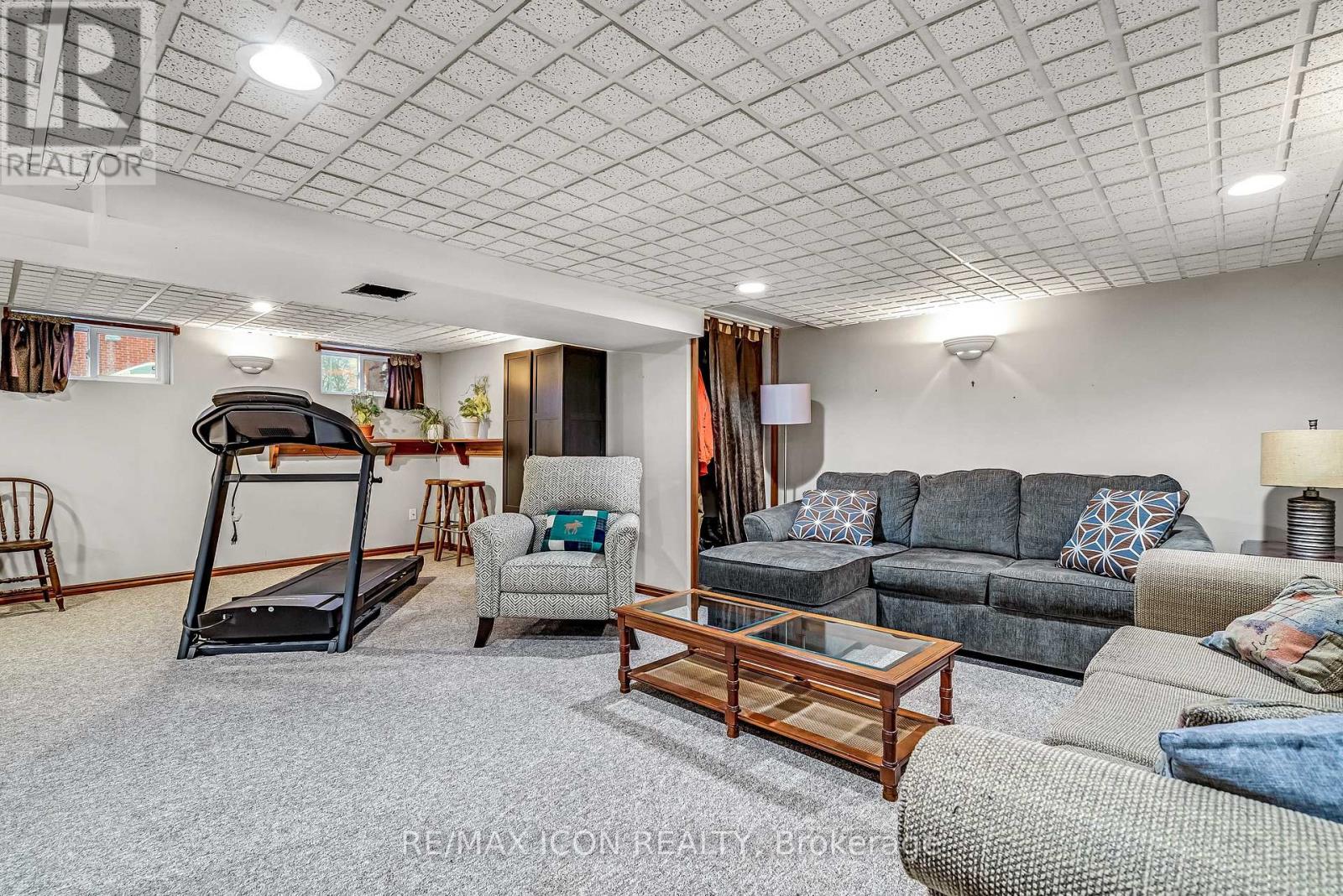 30 Broadway Avenue, London South, Ontario  N6P 1A8 - Photo 34 - X12907982