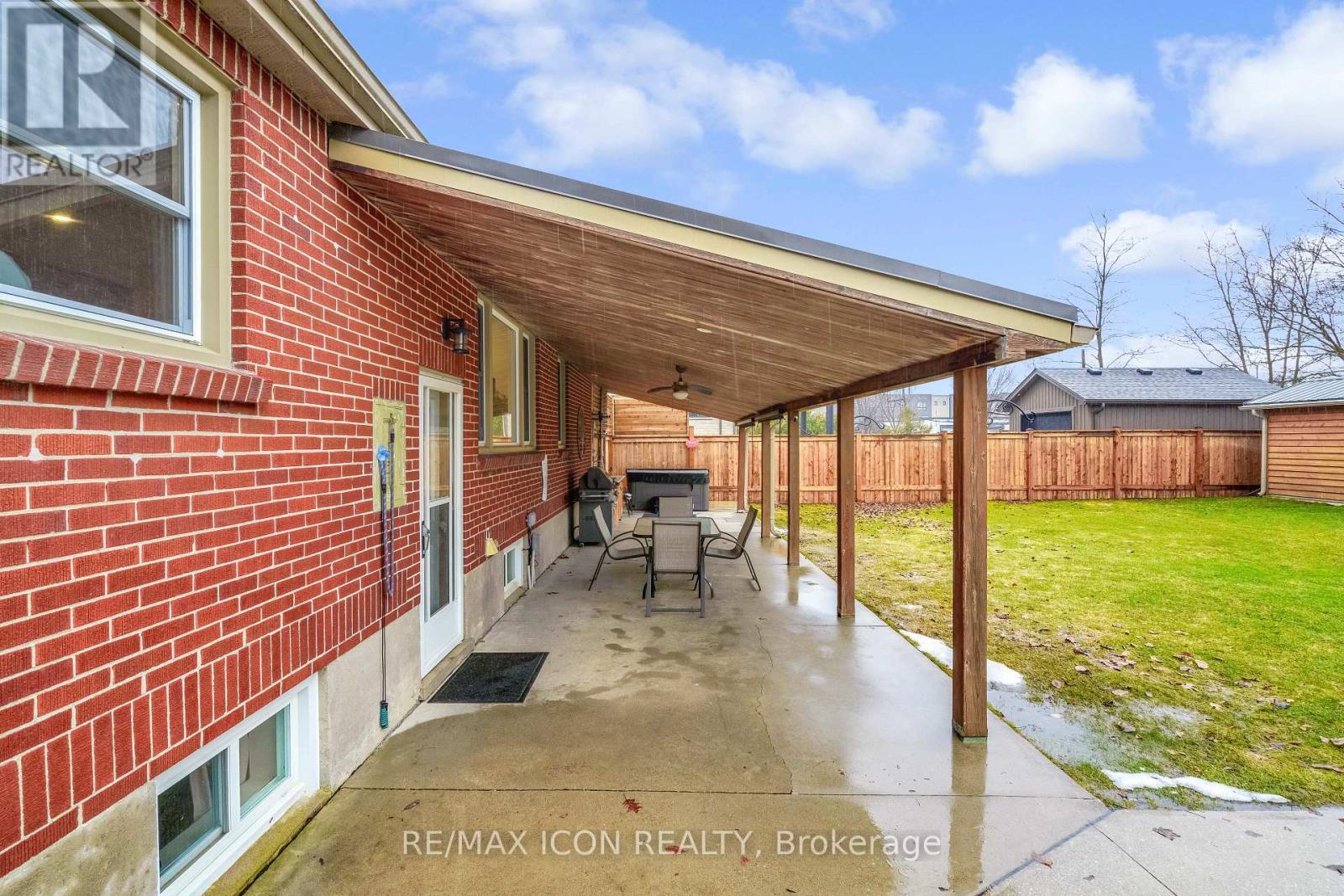 30 Broadway Avenue, London South, Ontario  N6P 1A8 - Photo 43 - X12907982