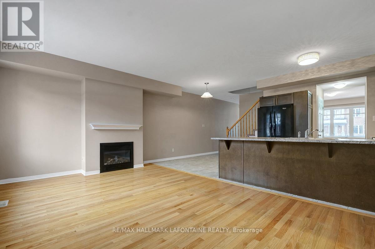 381 Sweetflag Street, Ottawa, Ontario  K2J 5Y7 - Photo 11 - X12908024