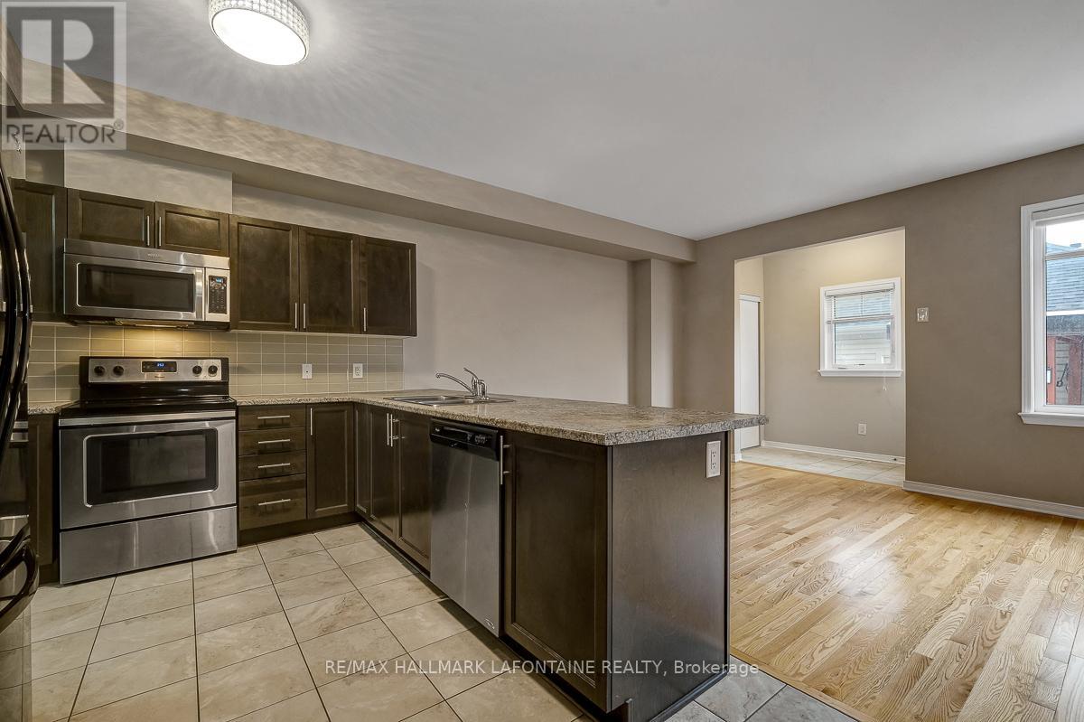 381 Sweetflag Street, Ottawa, Ontario  K2J 5Y7 - Photo 12 - X12908024