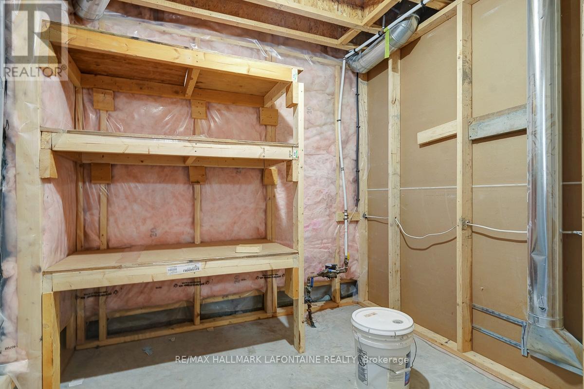 381 Sweetflag Street, Ottawa, Ontario  K2J 5Y7 - Photo 38 - X12908024