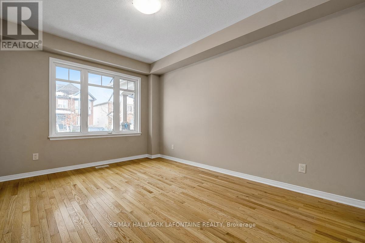 381 Sweetflag Street, Ottawa, Ontario  K2J 5Y7 - Photo 4 - X12908024