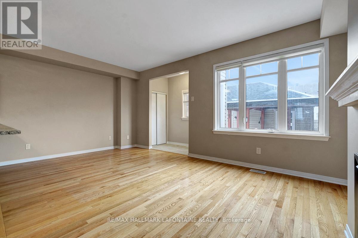 381 Sweetflag Street, Ottawa, Ontario  K2J 5Y7 - Photo 8 - X12908024