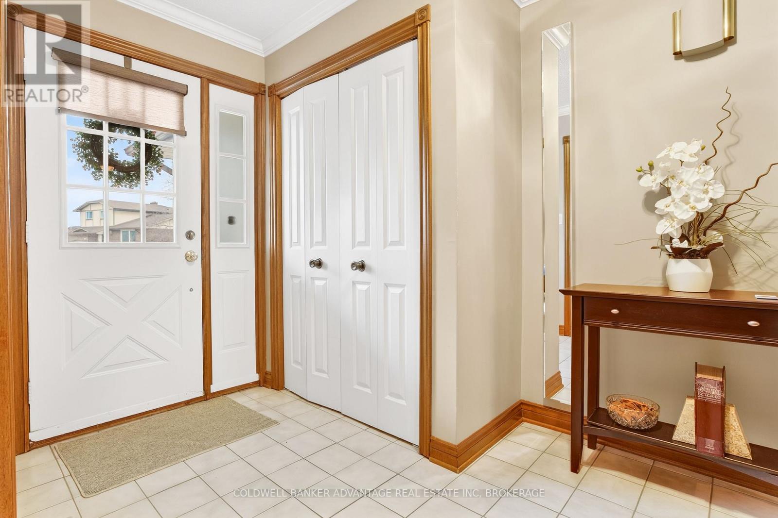 41 Adel Drive E, St. Catharines (Carlton/bunting), Ontario  L2M 3W9 - Photo 2 - X12907940