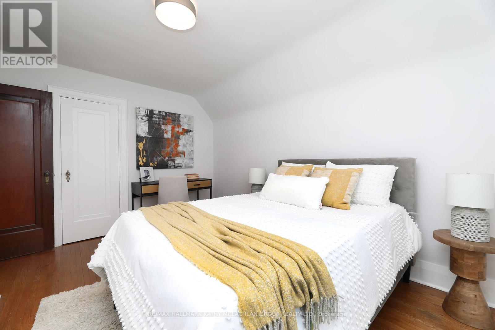 93 Donegall Drive, Toronto, Ontario  M4G 3G9 - Photo 17 - C12907990