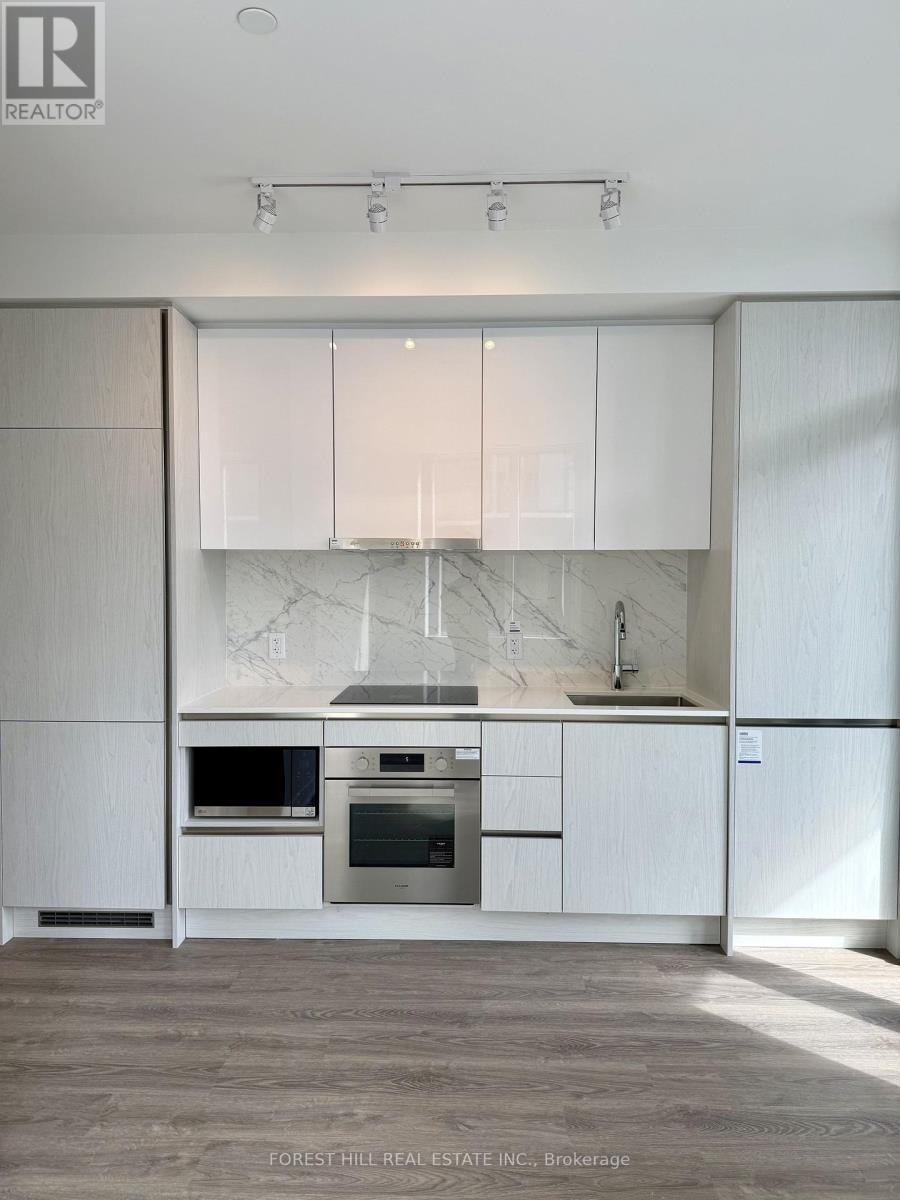 1015 - 180 Front Street E, Toronto, Ontario  M5A 0A9 - Photo 8 - C12907994