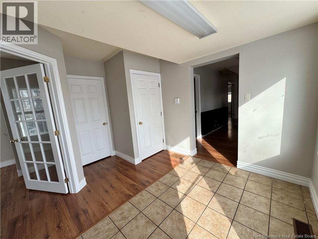 100 Sunset Avenue, Dieppe, New Brunswick  E1A 2Z3 - Photo 7 - NB122015