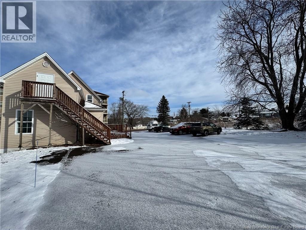 100 Sunset Avenue, Dieppe, New Brunswick  E1A 2Z3 - Photo 5 - NB122015