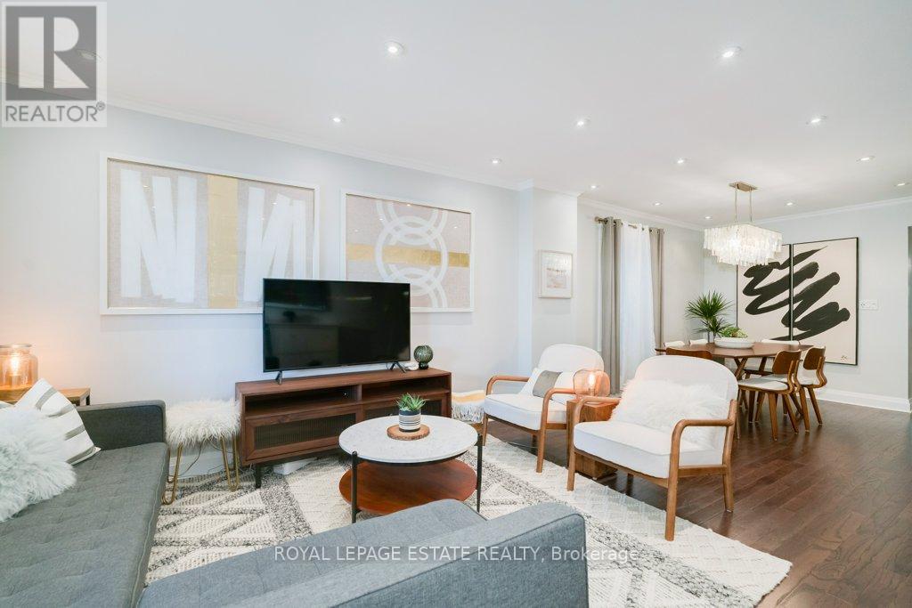 331 Scarborough Road, Toronto, Ontario  M4E 3M9 - Photo 4 - E12907820