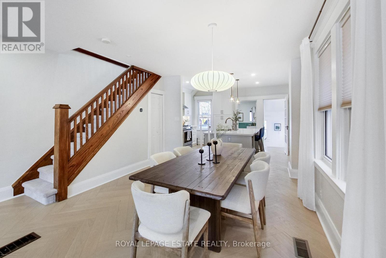 344 Springdale Boulevard, Toronto, Ontario  M4C 2A4 - Photo 11 - E12907932