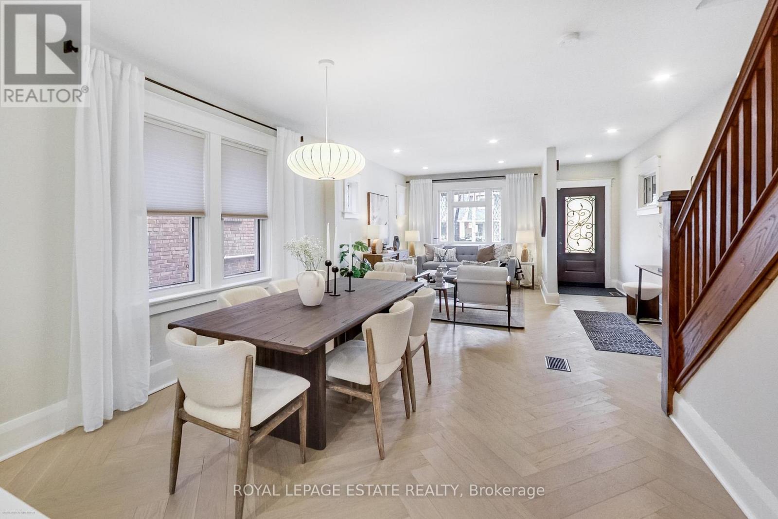 344 Springdale Boulevard, Toronto, Ontario  M4C 2A4 - Photo 12 - E12907932