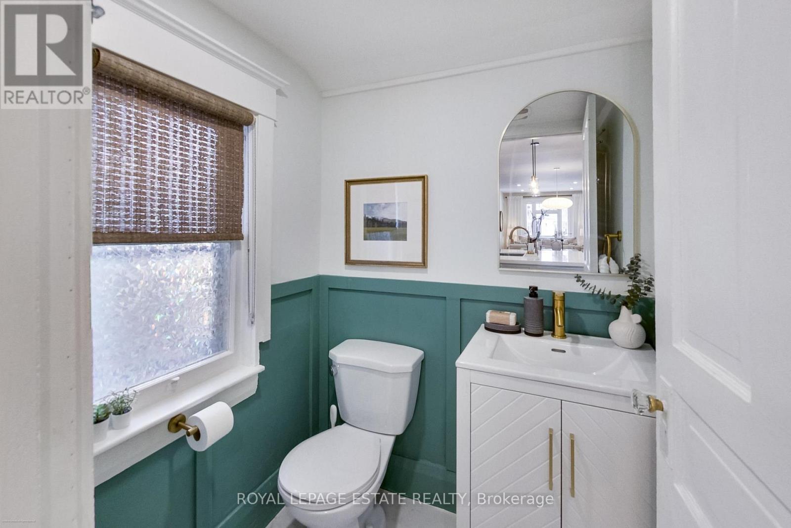 344 Springdale Boulevard, Toronto, Ontario  M4C 2A4 - Photo 18 - E12907932