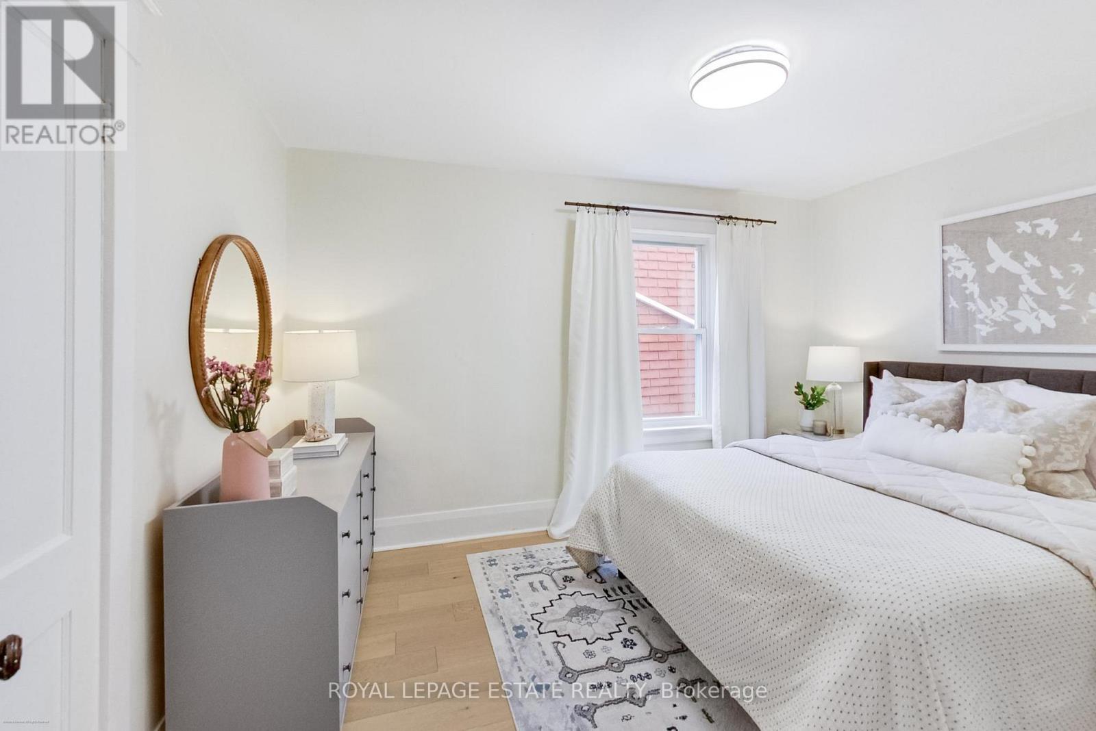 344 Springdale Boulevard, Toronto, Ontario  M4C 2A4 - Photo 21 - E12907932