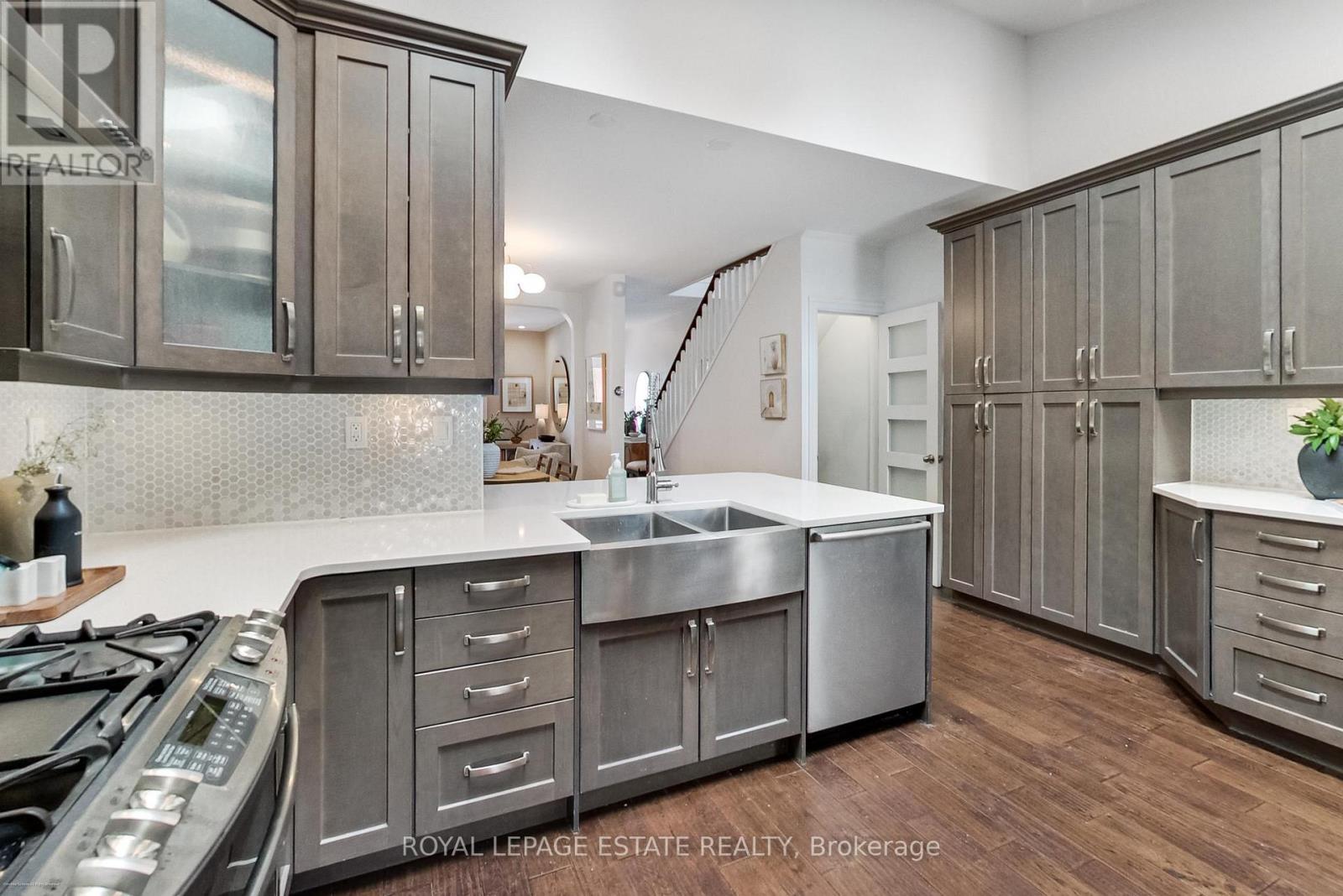 141 Drayton Avenue, Toronto, Ontario  M4C 3M1 - Photo 17 - E12907954